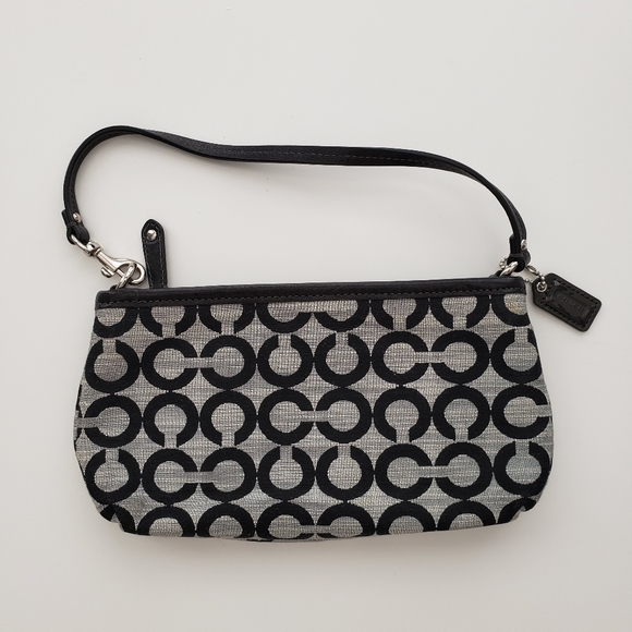 Coach Madison Wristlet - Picture 3 of 5